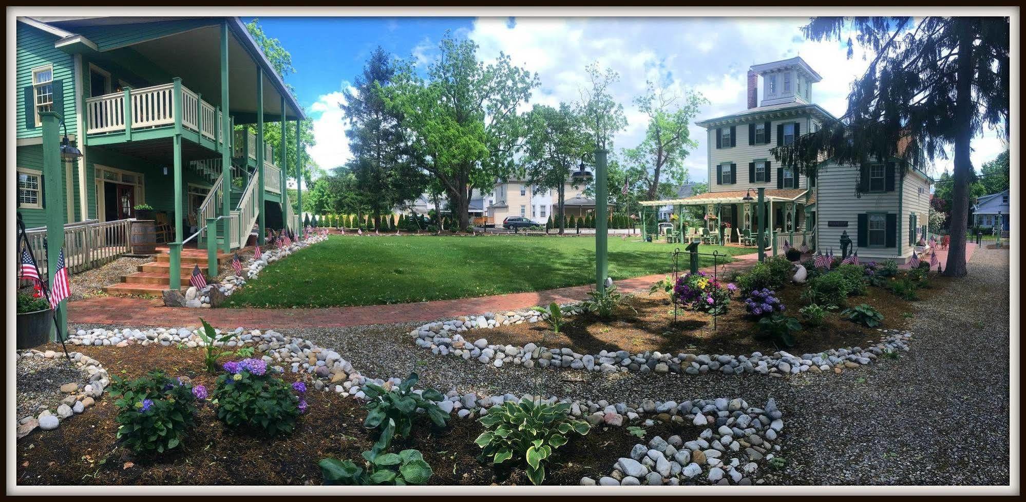 Jonathan Pitney House Bed & Breakfast