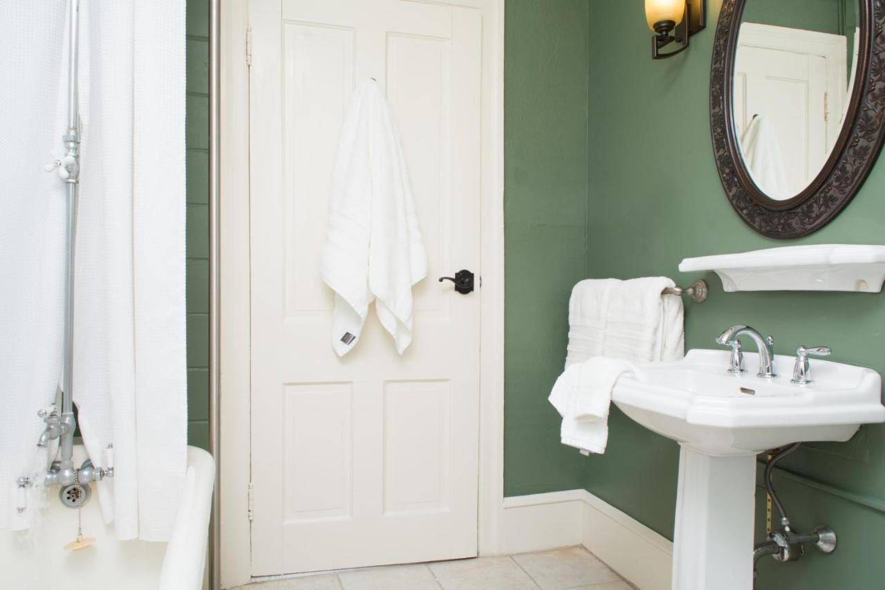 Bed & Breakfast Jonathan Pitney House 3*